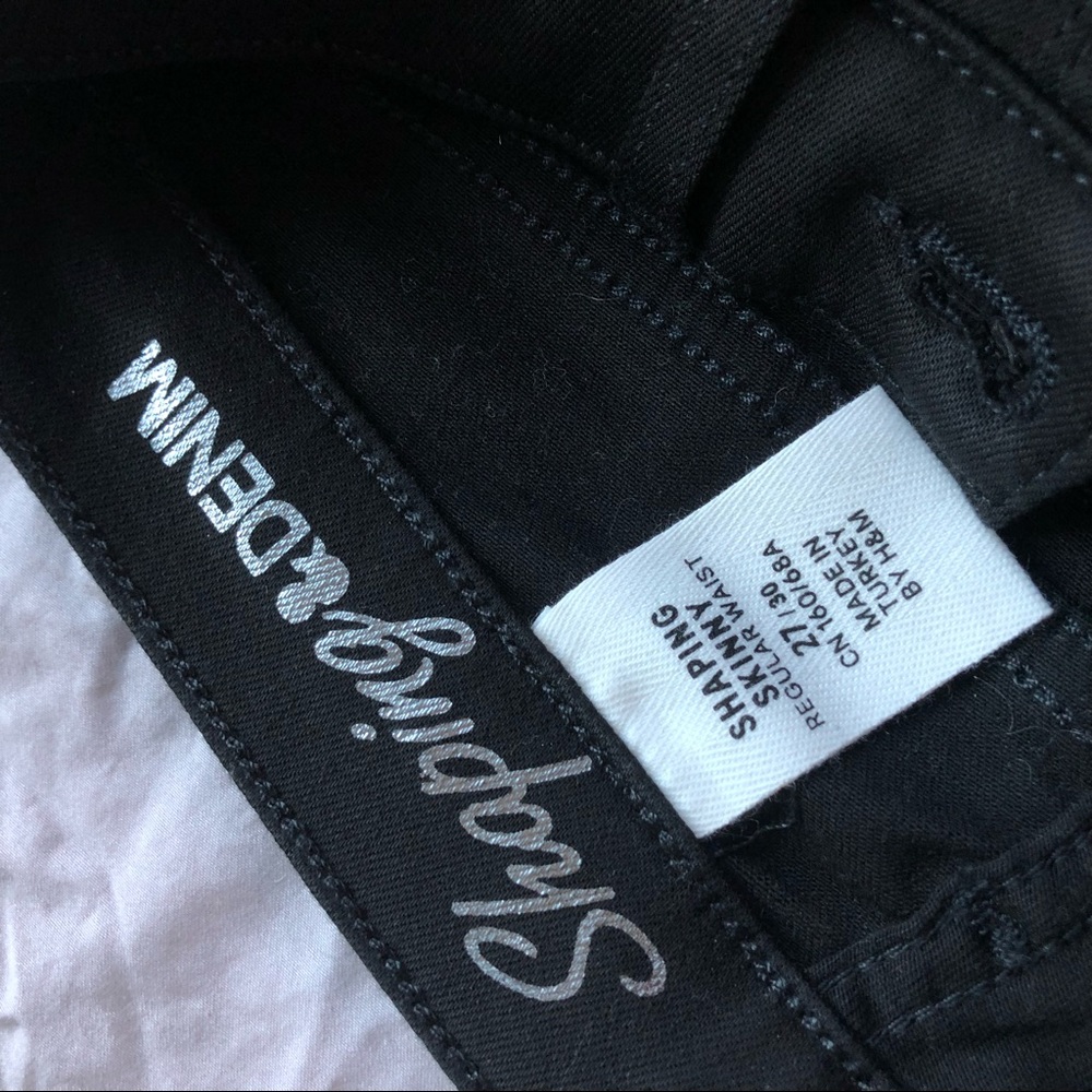 Black stretchy jeans